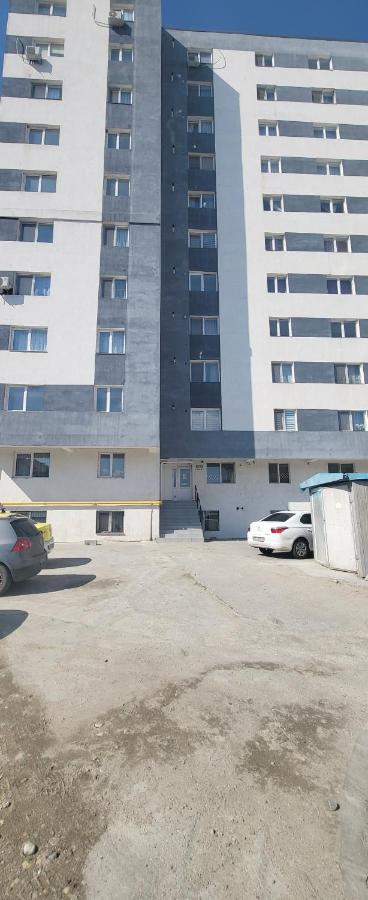 Self Check-In Studio 22 Bulevardul Oltenia Craiova Exterior photo
